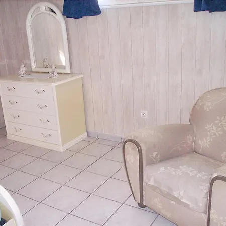 A Avec Jardin Spacieux Apartment *
