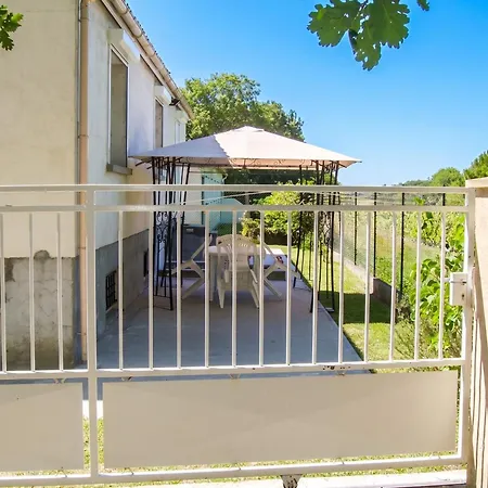 A Avec Jardin Spacieux Apartmán Breuillet (Charente-Maritime)
