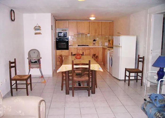 A Avec Jardin Spacieux Apartamento Breuillet (Charente-Maritime)